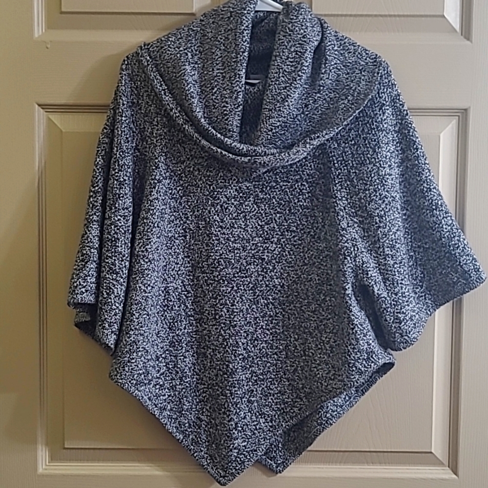 Ladies New Directions point sweater